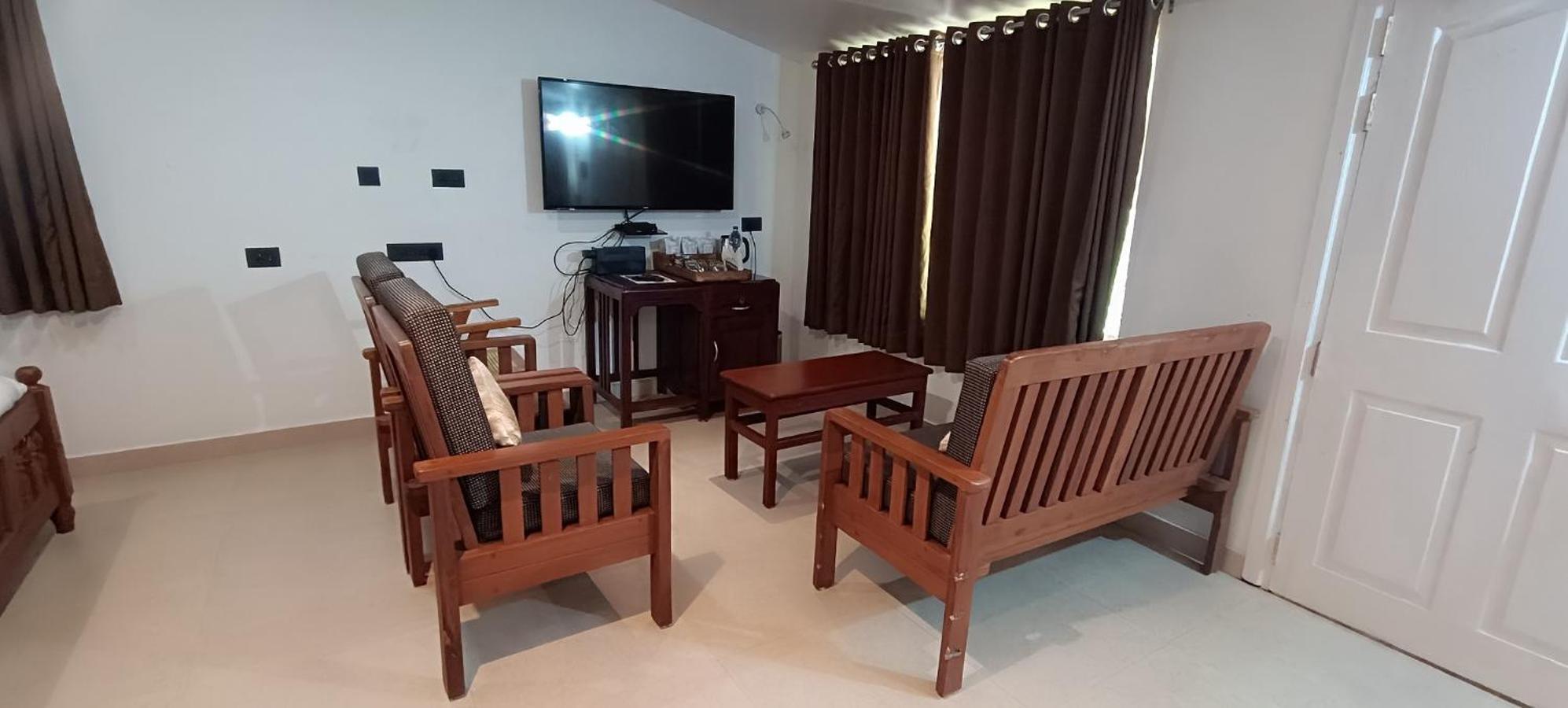 Thenmala Ecoresort Punalur Buitenkant foto