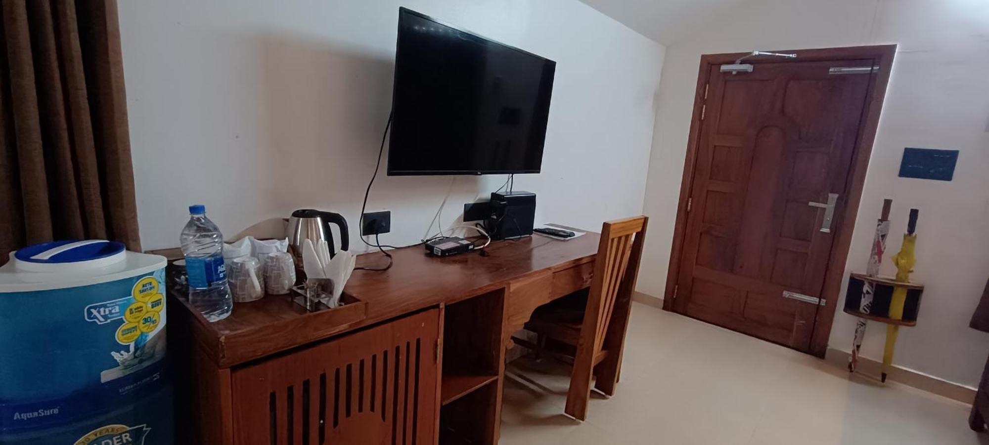 Thenmala Ecoresort Punalur Buitenkant foto